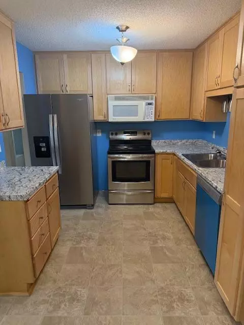 Blaine, MN 55014,4185 Austin ST NE