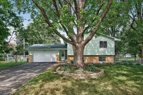 Brooklyn Park, MN 55429,6004 69th AVE N