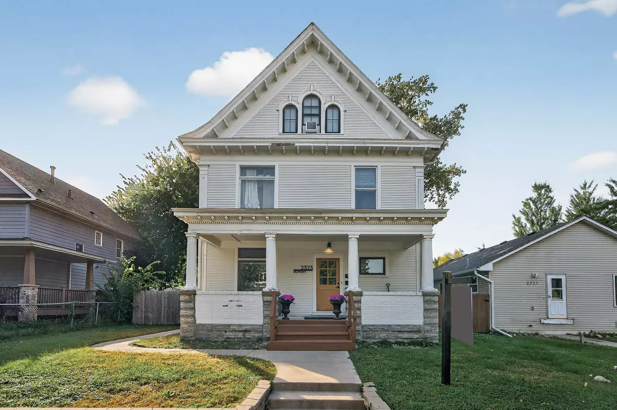 Minneapolis, MN 55411,2323 Dupont AVE N