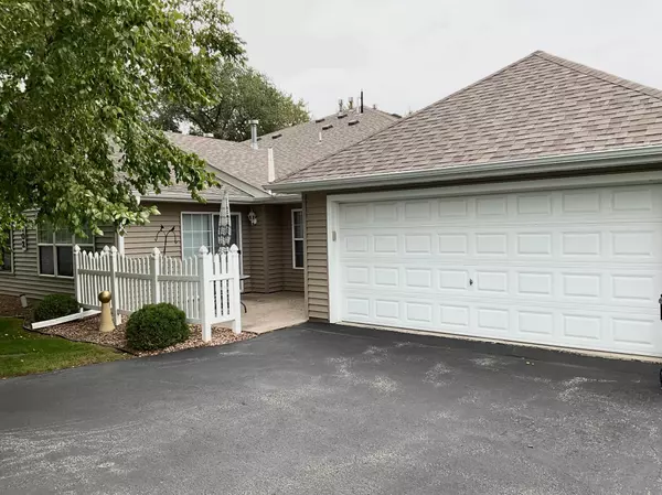 Austin, MN 55912,2102 Oak Tree LN ##C