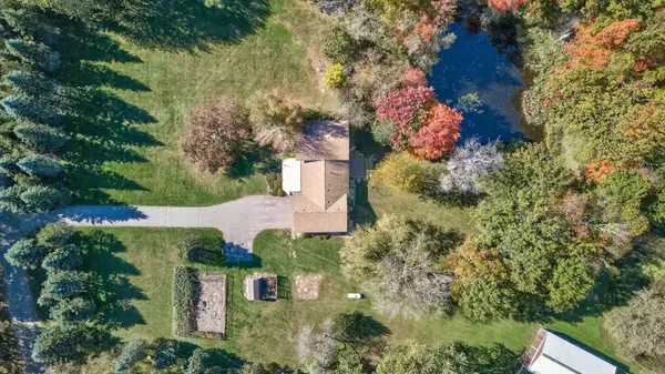 Wyoming, MN 55013,8452 275th ST