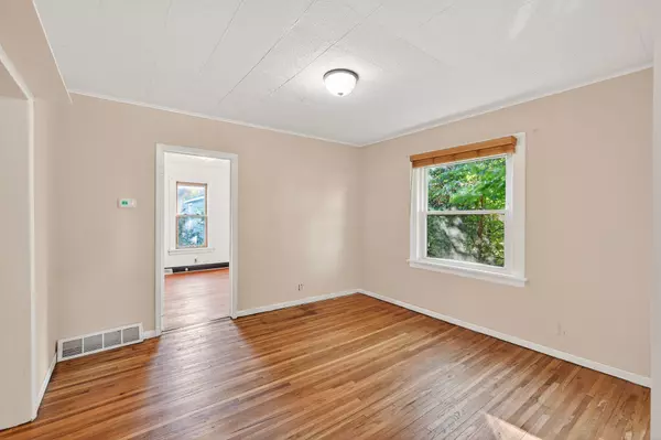 Columbia Heights, MN 55421,4353 Main ST NE