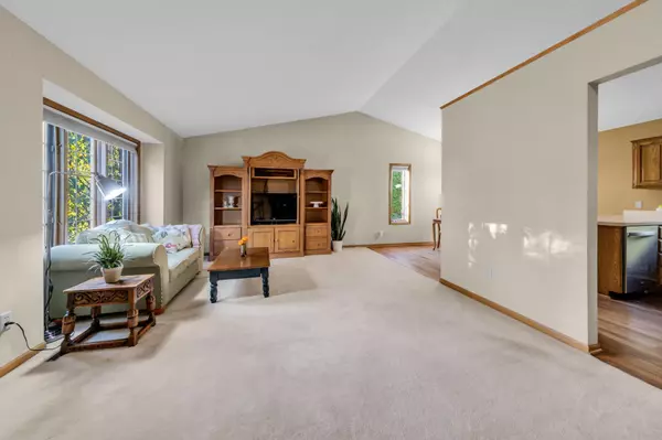 Oak Park Heights, MN 55082,5520 Obrien AVE N