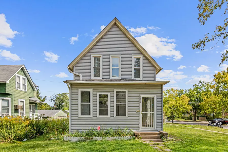1174 Edgerton ST, Saint Paul, MN 55130