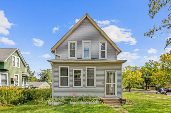 1174 Edgerton ST, Saint Paul, MN 55130