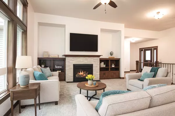 Blaine, MN 55449,13064 Marmon CT NE