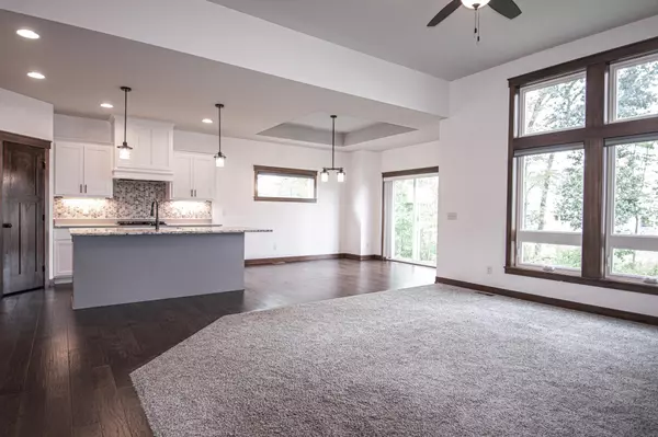 Blaine, MN 55449,13064 Marmon CT NE