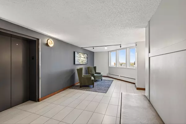 Minneapolis, MN 55415,433 S 7th ST #2121