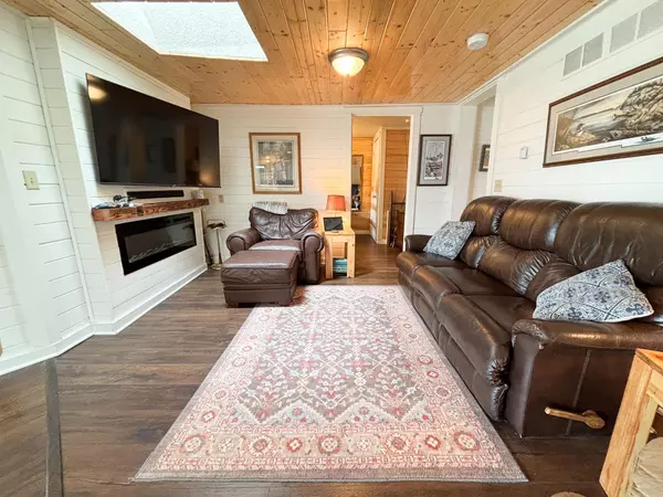 Erhard, MN 56534,32261 Clay Bank RD