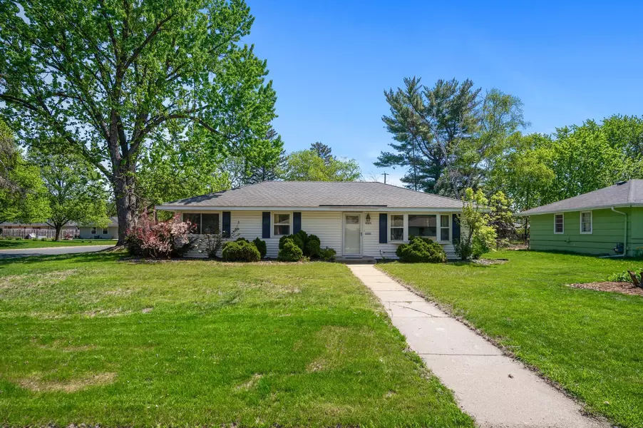 8301 Bryant AVE S, Bloomington, MN 55420