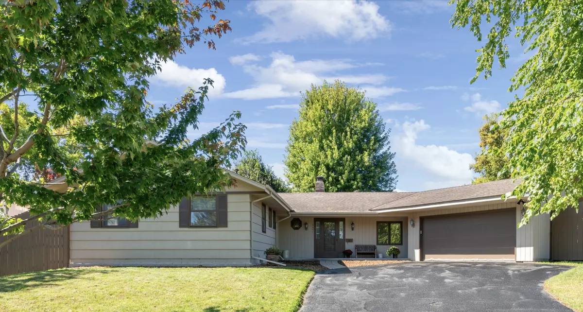 New Hope, MN 55427,3551 Wisconsin AVE N