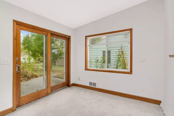 Plymouth, MN 55441,2340 Ives LN N