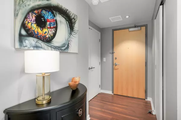 Bloomington, MN 55425,8161 33rd AVE S #209