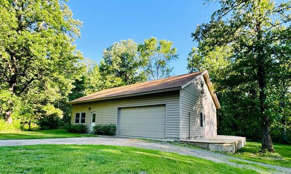 2795 40th ST NW, Hackensack, MN 56452