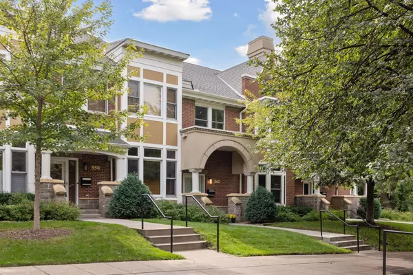562 Summit AVE, Saint Paul, MN 55102