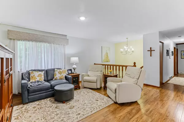 Cannon Falls, MN 55009,212 Ridgecrest DR