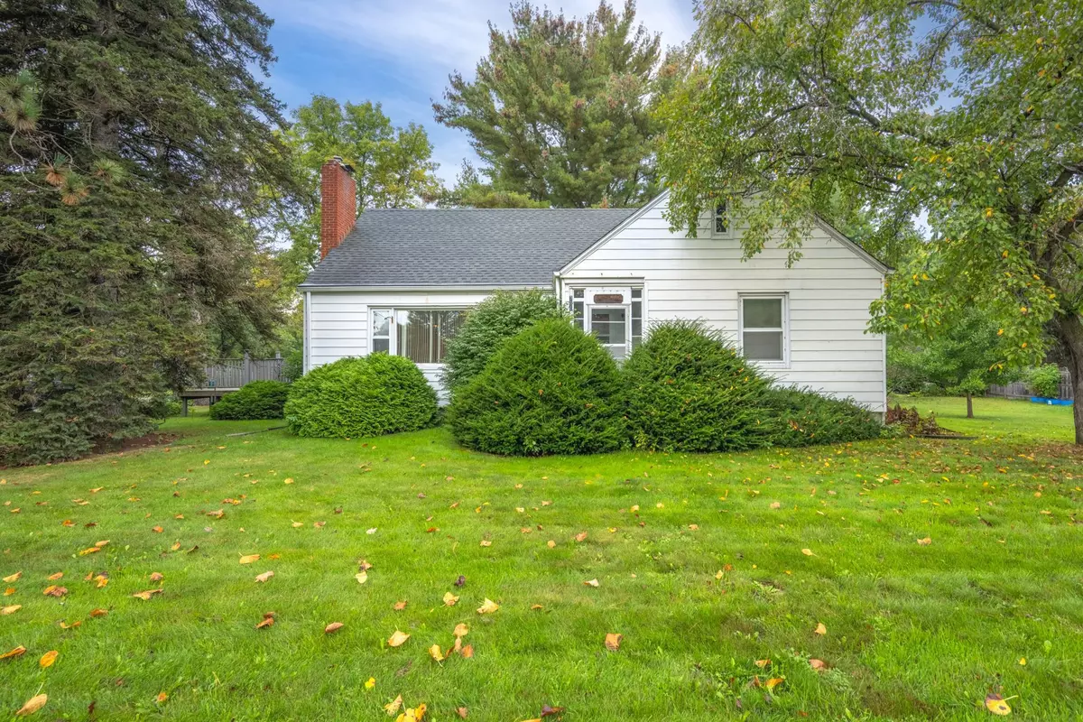 Osceola, WI 54020,701 N Cascade ST