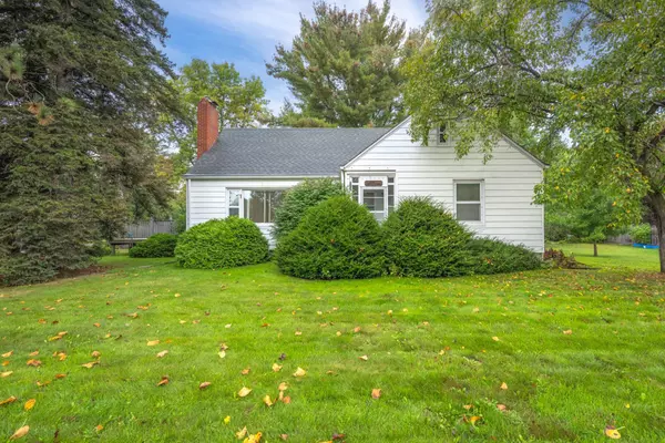 701 N Cascade ST, Osceola, WI 54020