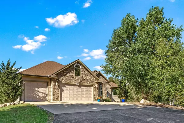 New Prague, MN 56071,1097 15th ST SW