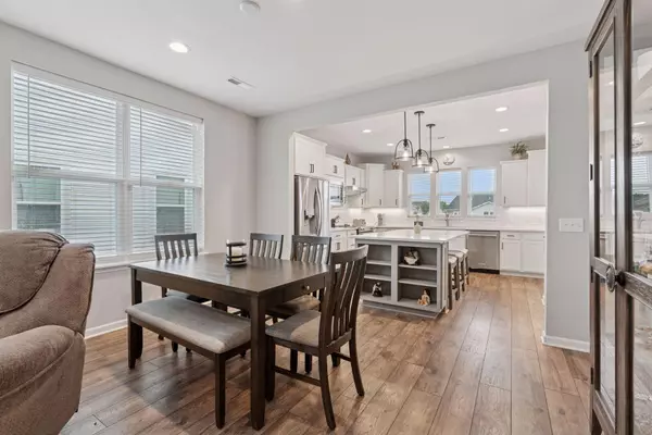 Corcoran, MN 55374,19337 103rd AVE