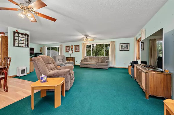 Zimmerman, MN 55398,26437 Ridgewood RD