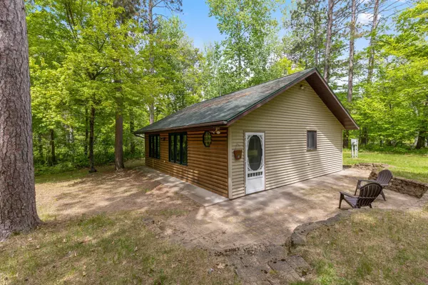 Crosslake, MN 56442,35988 W Shore DR