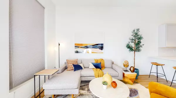 Minneapolis, MN 55415,650 Portland AVE S #931