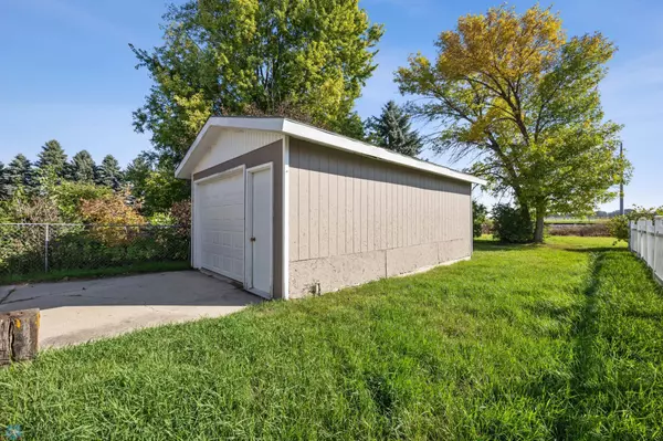 Moorhead, MN 56560,1220 20th ST N