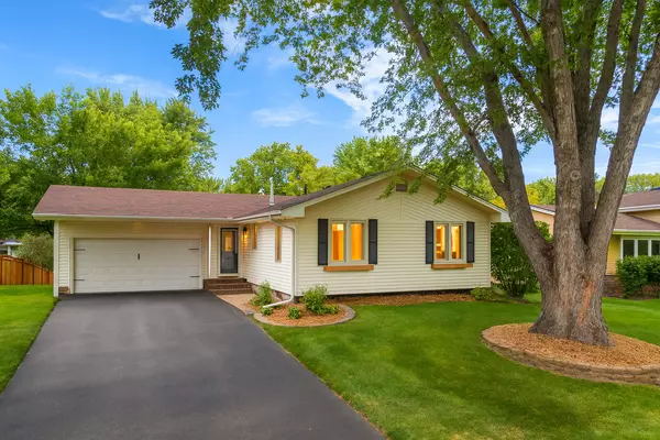 1942 Mounds AVE, New Brighton, MN 55112