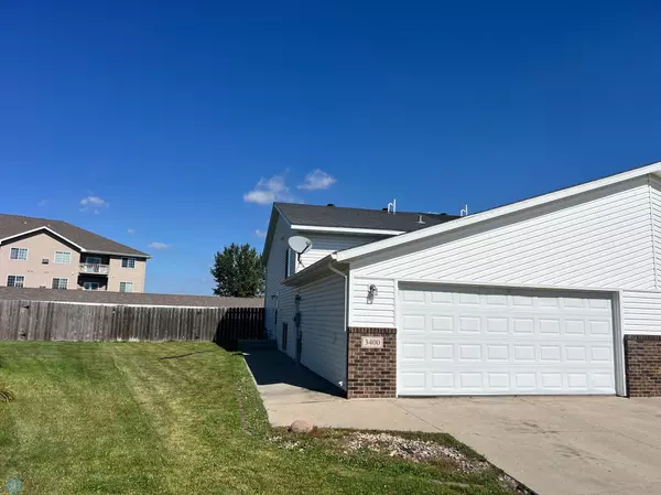 3400 16th ST S, Moorhead, MN 56560