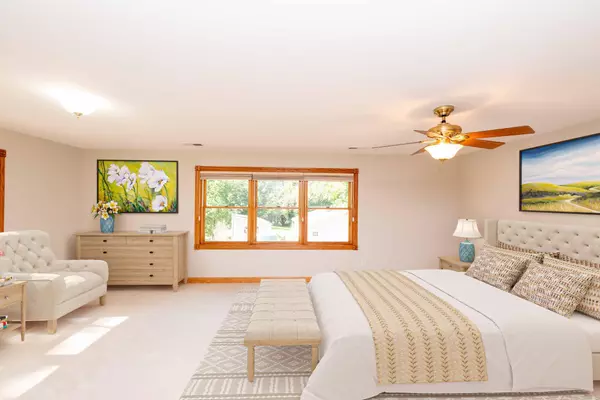 Excelsior, MN 55331,4760 Vine Hill RD