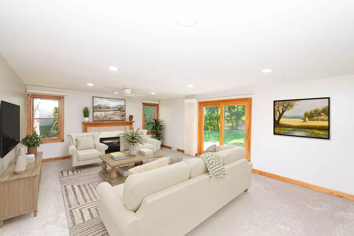 Deephaven, MN 55331,4760 Vine Hill RD