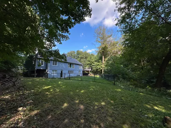 Deephaven, MN 55391,18505 Minnetonka BLVD