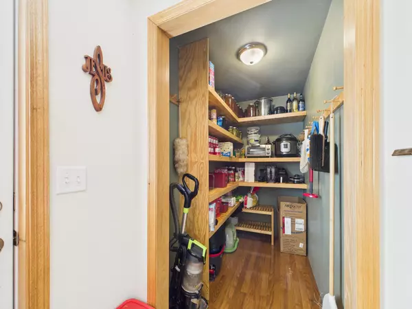 Osakis, MN 56360,401 E Lake ST