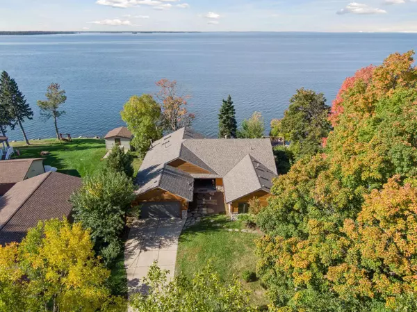 Isle, MN 56342,43421 Vista RD