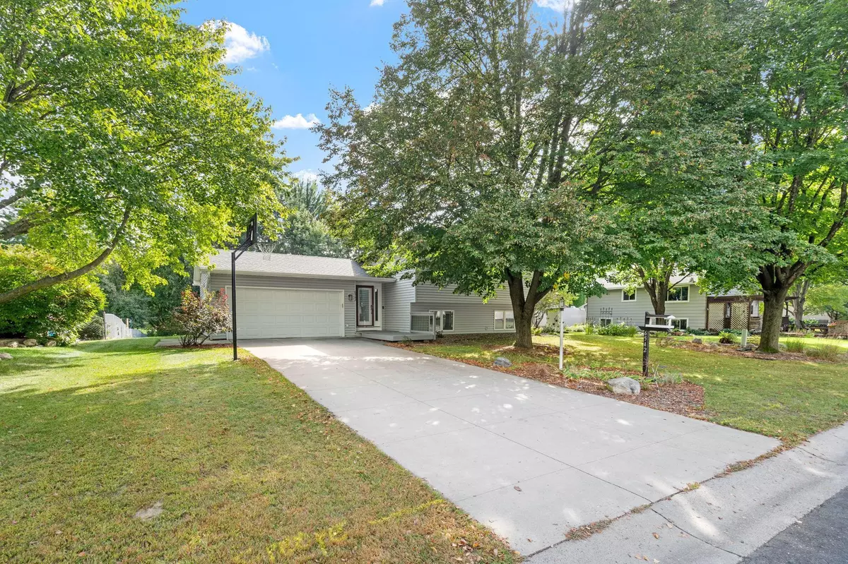 Lino Lakes, MN 55014,6542 Black Duck DR S