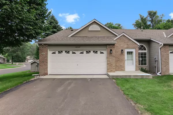 Coon Rapids, MN 55433,10727 Sycamore ST NW