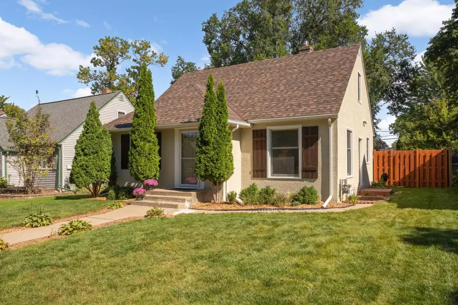 2841 Edgewood AVE S, Saint Louis Park, MN 55426