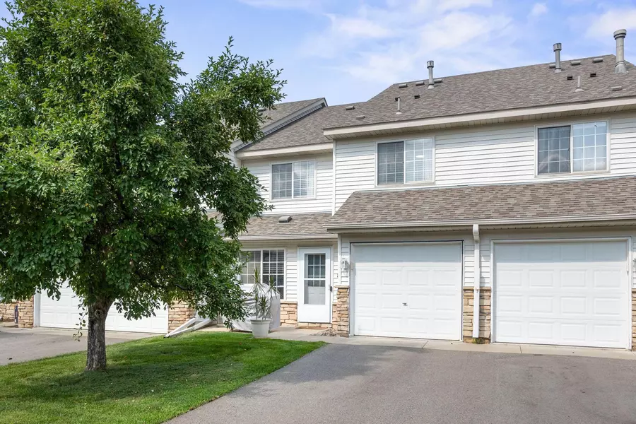 8933 Partridge RD, Saint Bonifacius, MN 55375