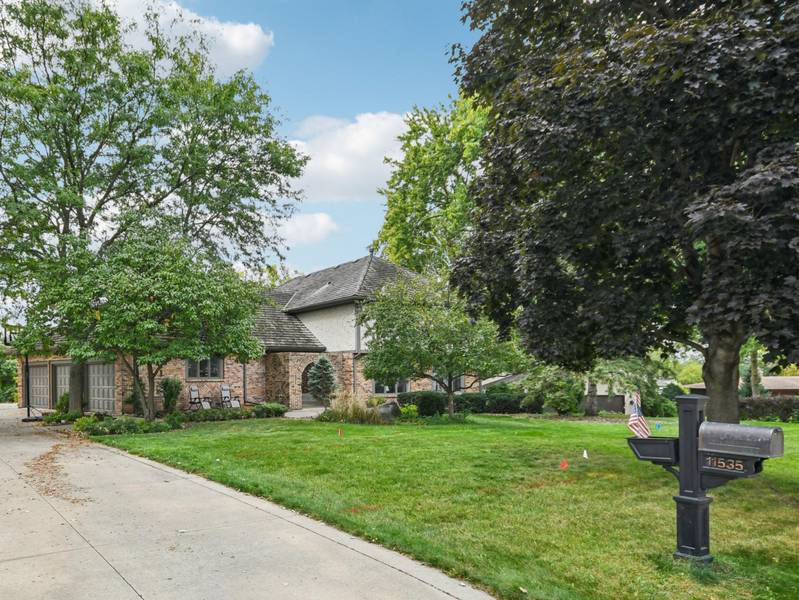 11535 57th AVE N, Plymouth, MN 55442