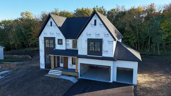 734 Ensconced WAY, Chaska, MN 55318