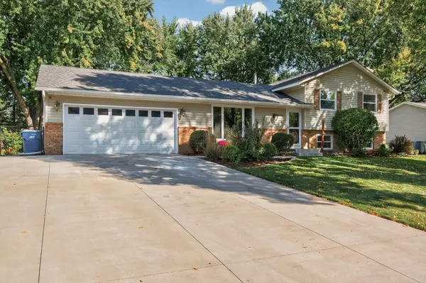 Maple Grove, MN 55369,10924 101st PL N