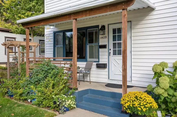 Fargo, ND 58103,1429 12th AVE S