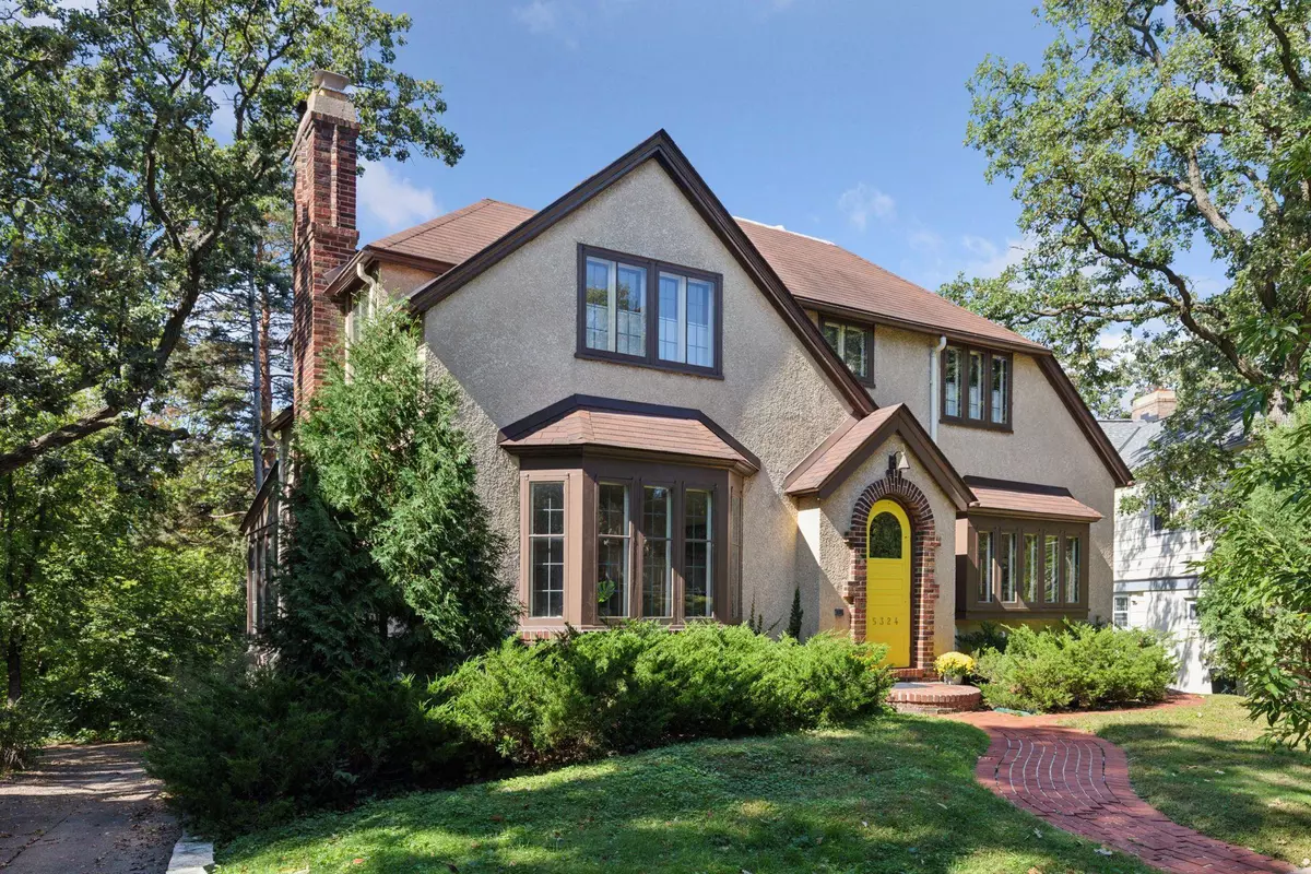 Minneapolis, MN 55410,5324 Russell AVE S