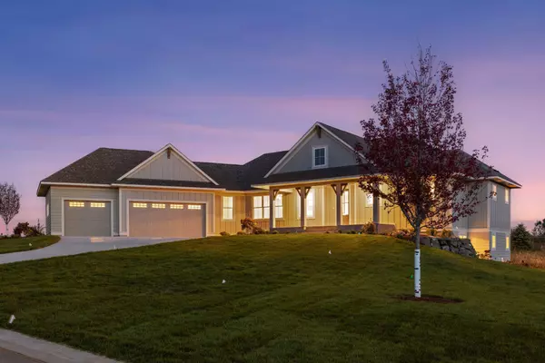 4733 Ogden Trail LN N, Stillwater, MN 55082