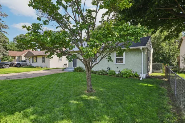 Saint Paul, MN 55119,2112 Minnehaha AVE E