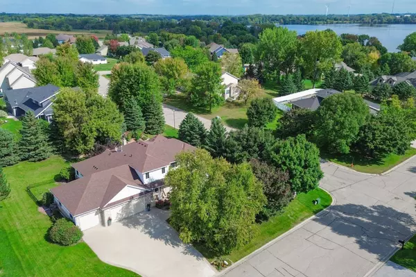 Willmar, MN 56201,308 Country Club DR NE