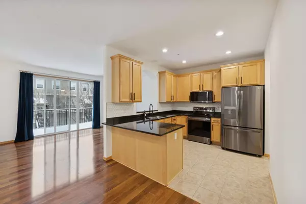 Savage, MN 55378,7539 Parkridge WAY