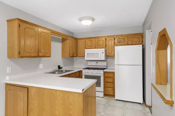 Coon Rapids, MN 55448,12046 Xeon ST NW