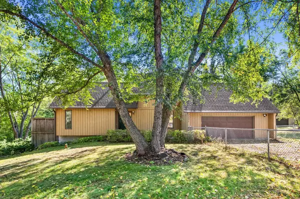 39571 Homestead AVE, North Branch, MN 55056